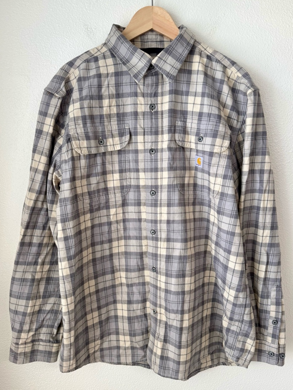 Carhartt Men’s Loose Fit Heavyweight Flannel Long-Sleeve Plaid Shirt Gray Large